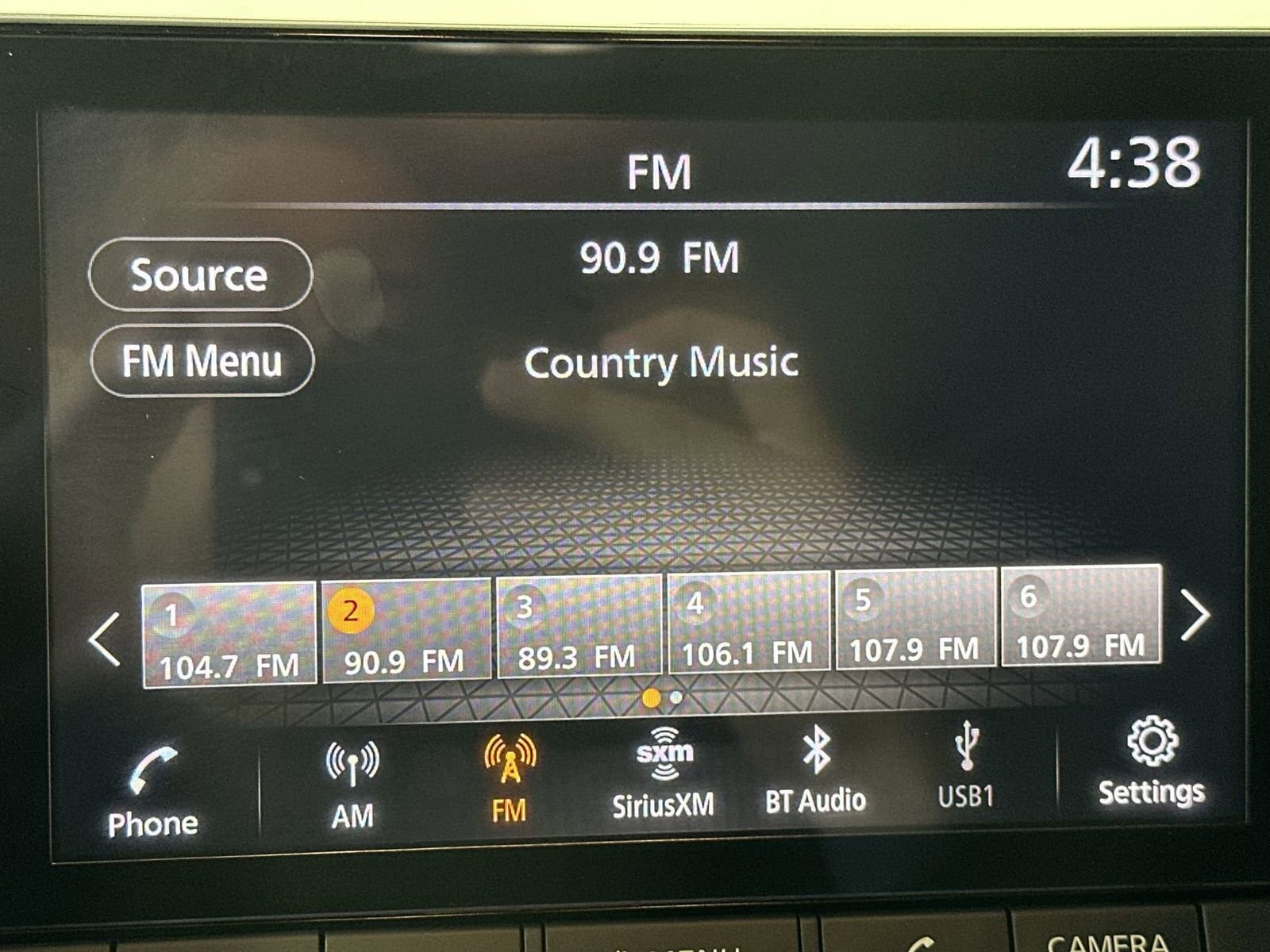 Used 2022 Nissan Rogue SV image 16