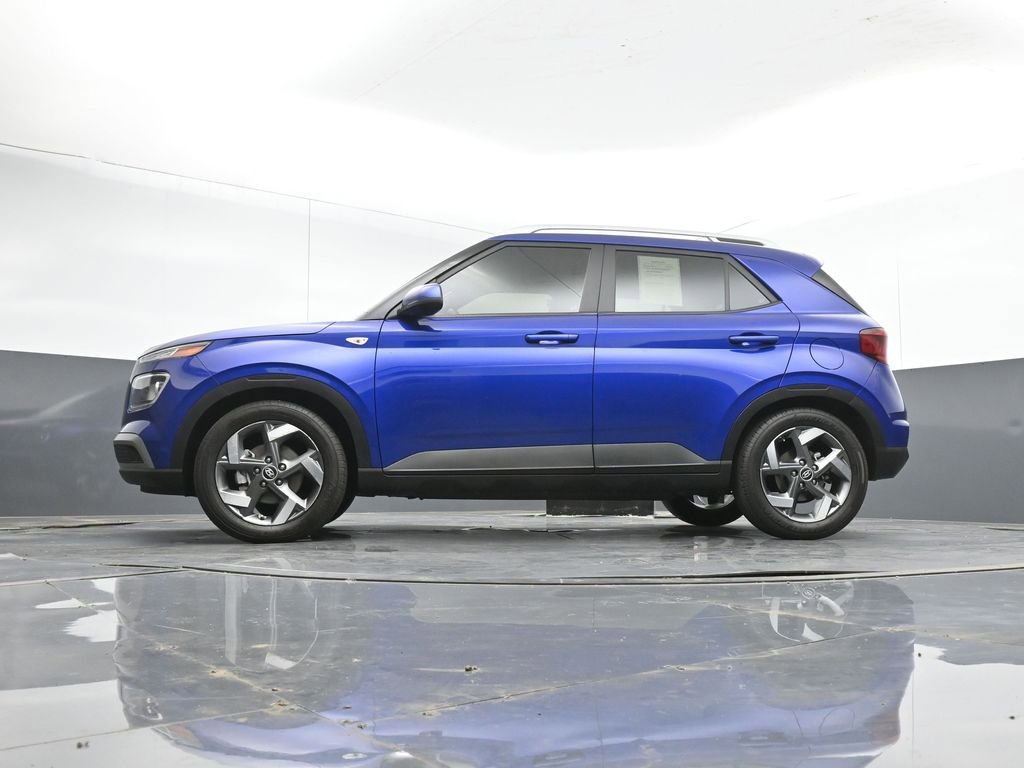 Used 2022 Hyundai Venue SEL w/ Cargo Package image 41