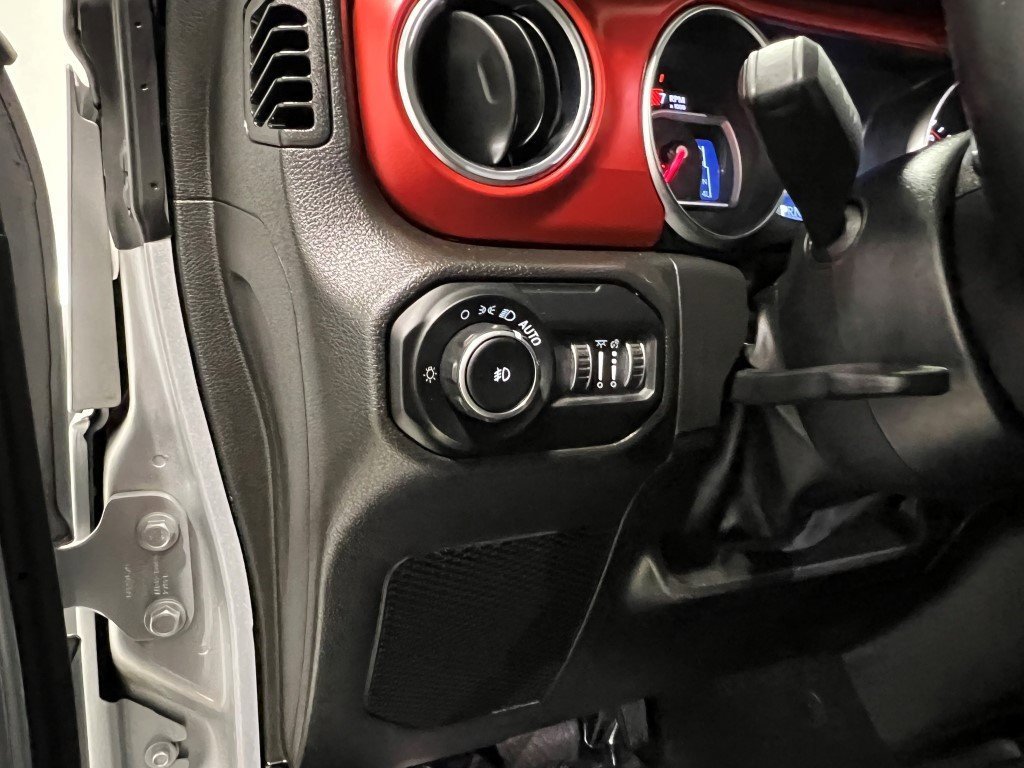 Used 2022 Jeep Wrangler Unlimited Rubicon w/ LED Lighting Group image 30