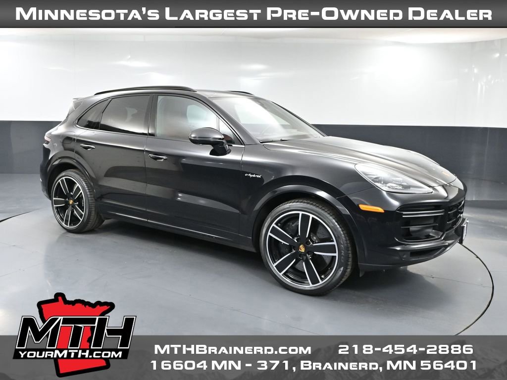 Used 2022 Porsche Cayenne Turbo S w/ Assistance Package