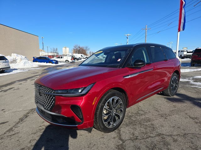 Used 2024 Lincoln Nautilus Reserve image 8