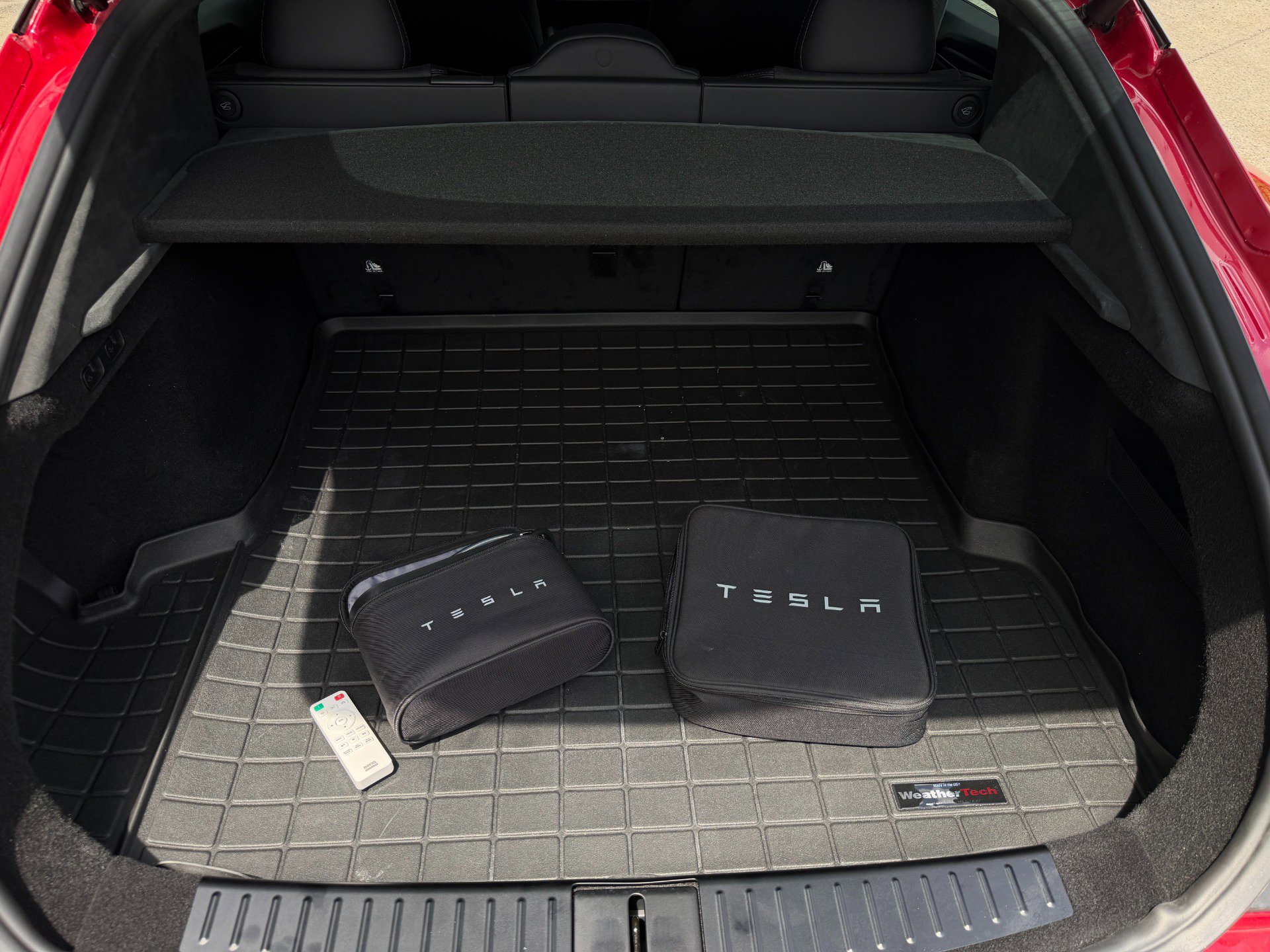 Used 2022 Tesla Model S AWD/4WD image 16