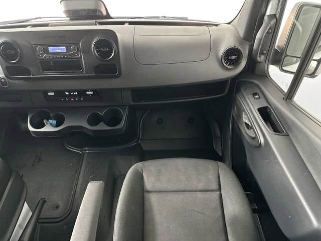 Used 2025 Mercedes-Benz Sprinter 2500 image 22