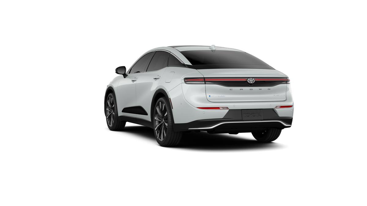 New 2026 Toyota Crown Platinum image 7