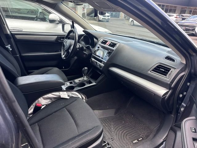 Used 2017 Subaru Outback 2.5i Premium AWD/4WD image 20