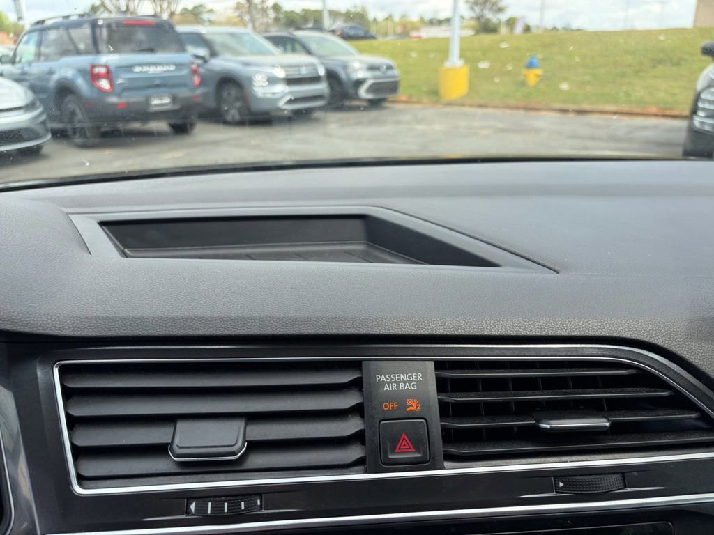 Certified 2022 Volkswagen Tiguan S image 16