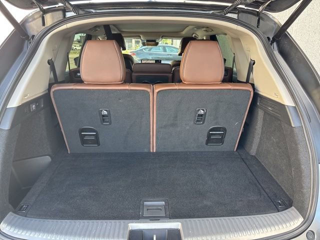 Used 2022 Acura MDX SH-AWD w/ Advance Package image 32