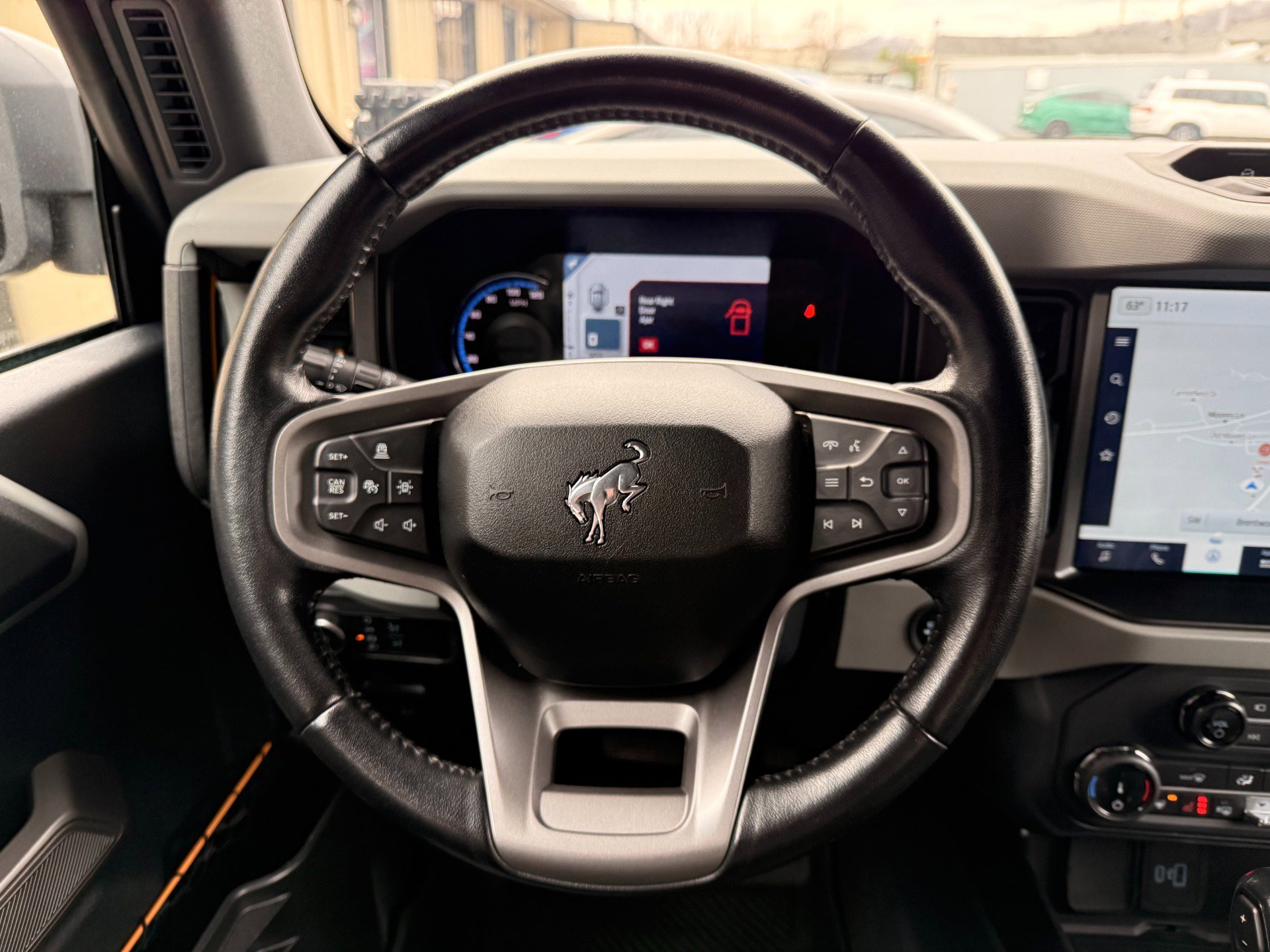 Used 2022 Ford Bronco Badlands image 47