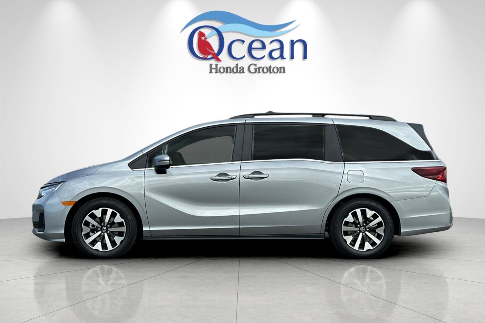 New 2026 Honda Odyssey EX-L image 2