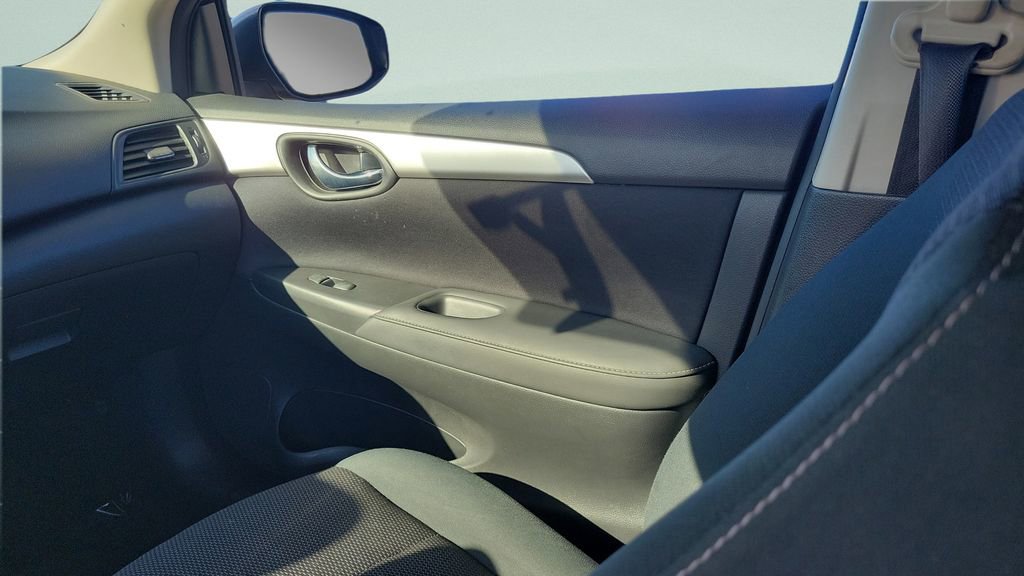 Used 2019 Nissan Sentra S image 16
