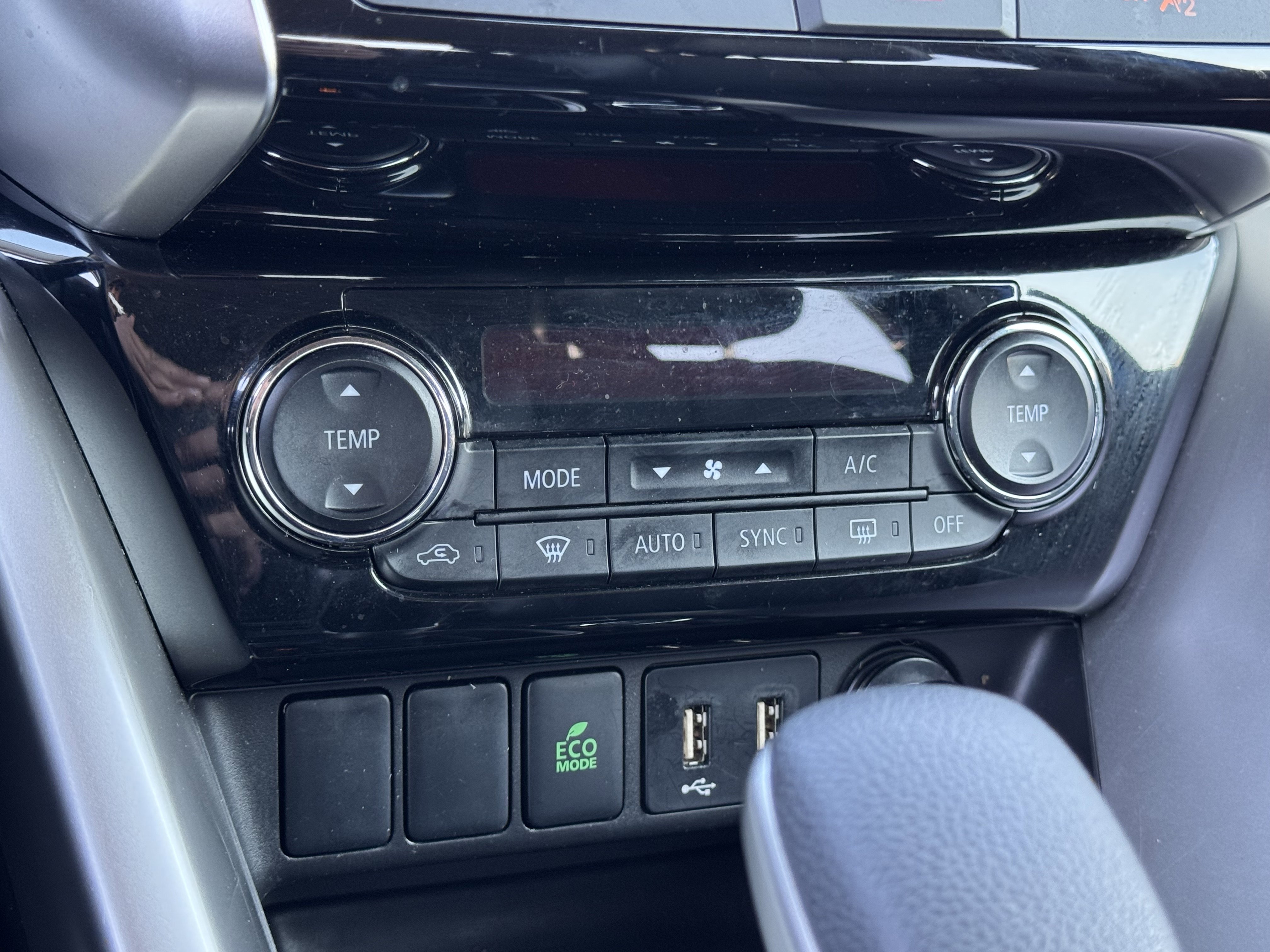 Used 2024 Mitsubishi Eclipse Cross SE AWD/4WD image 8