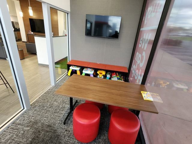 Used 2015 Ford Transit 250 148 High Roof image 23