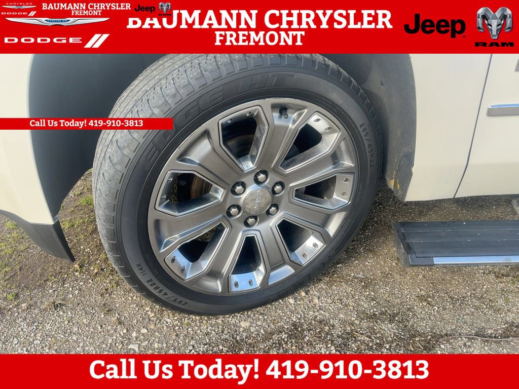 Used 2015 GMC Yukon Denali w/ Premium Package image 24