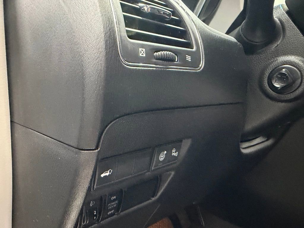 Used 2017 Nissan Armada Platinum w/ Captain Seat Package AWD/4WD image 51