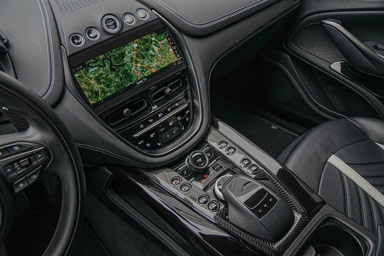 Used 2023 Aston Martin DBX 707 image 28