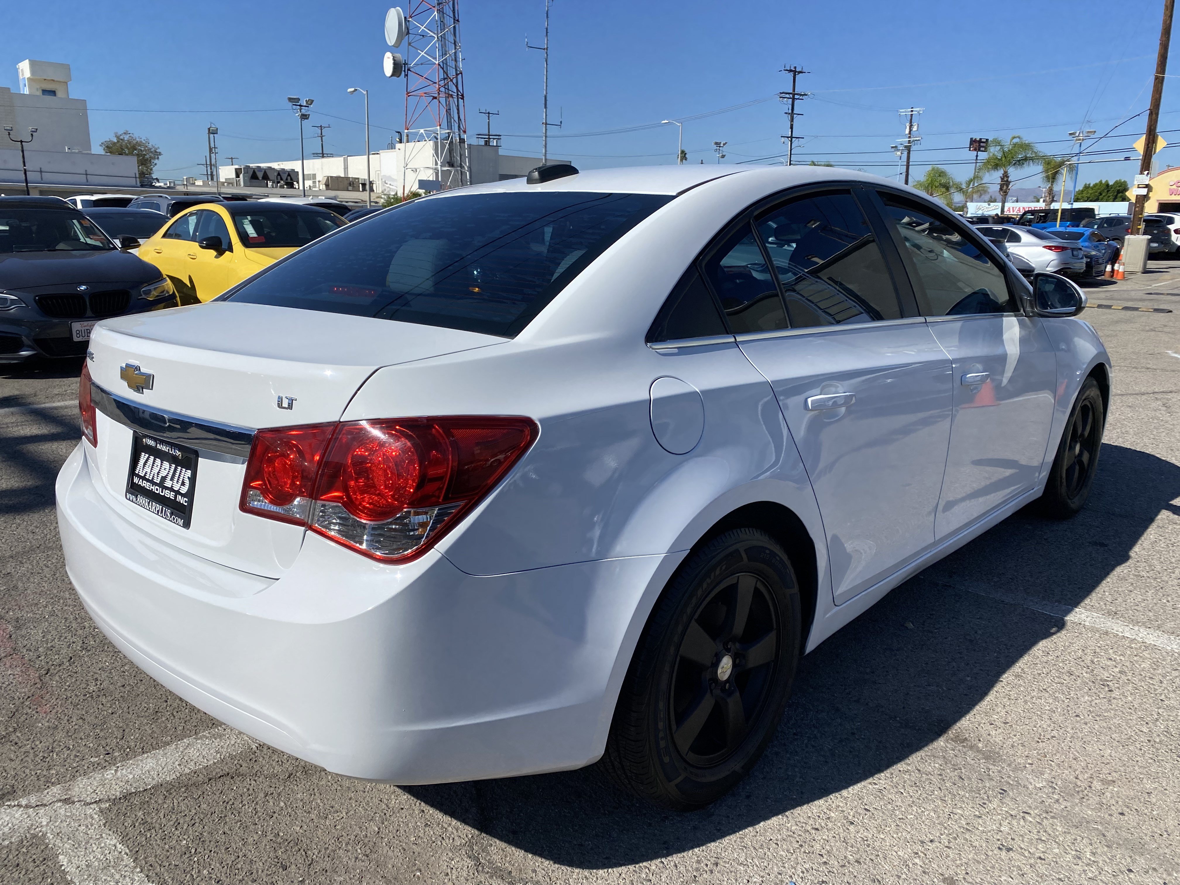 Used 2016 Chevrolet Cruze LT w/ Technology Package FWD image 8