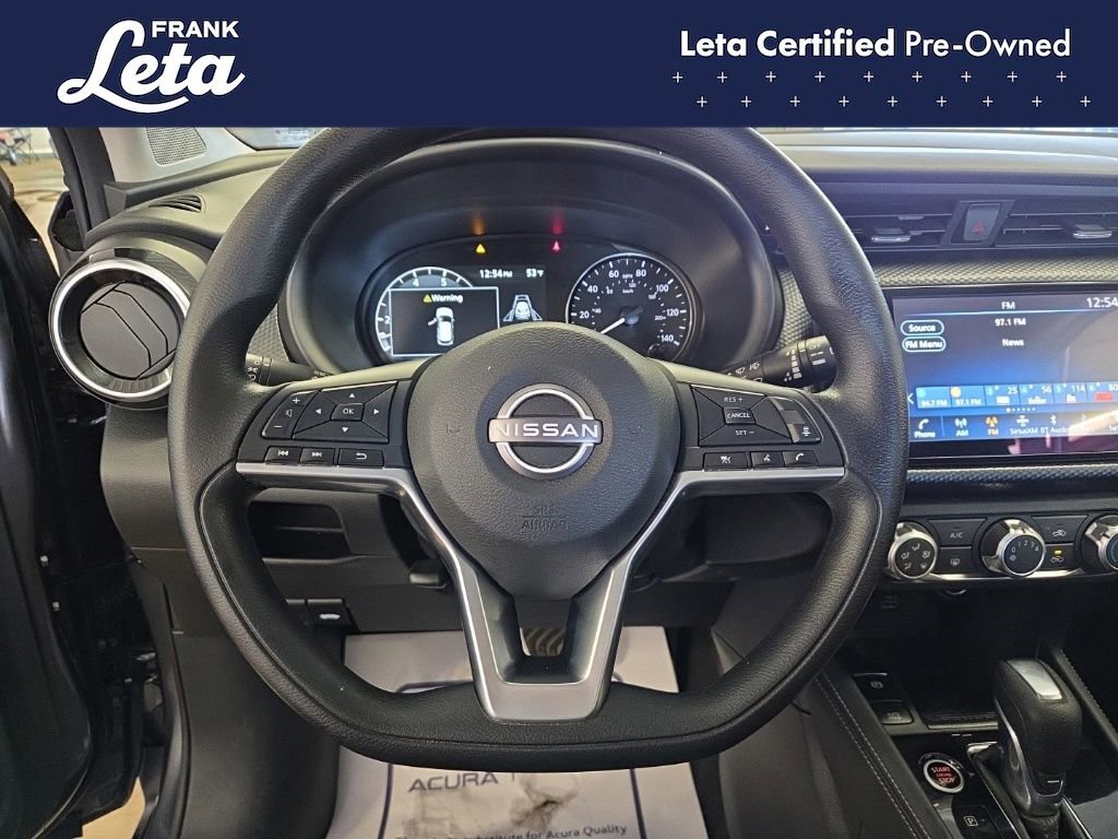 Used 2023 Nissan Kicks SV FWD image 12