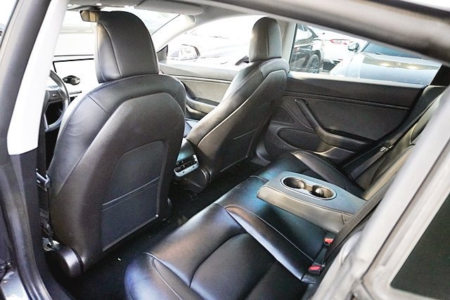 Used 2019 Tesla Model 3 Mid Range RWD image 26