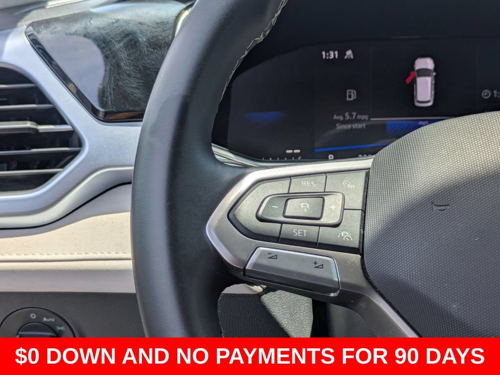 Used 2025 Volkswagen Taos SE AWD/4WD image 19