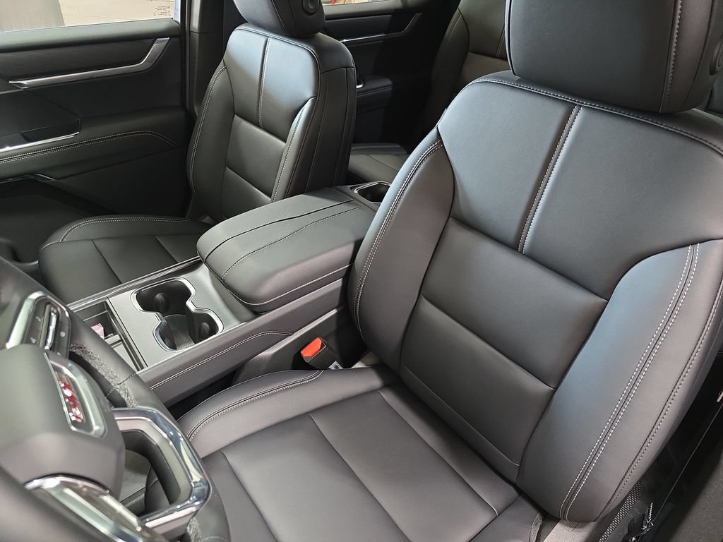 New 2027 GMC Acadia Elevation w/ Elevation Premium Package AWD/4WD image 17