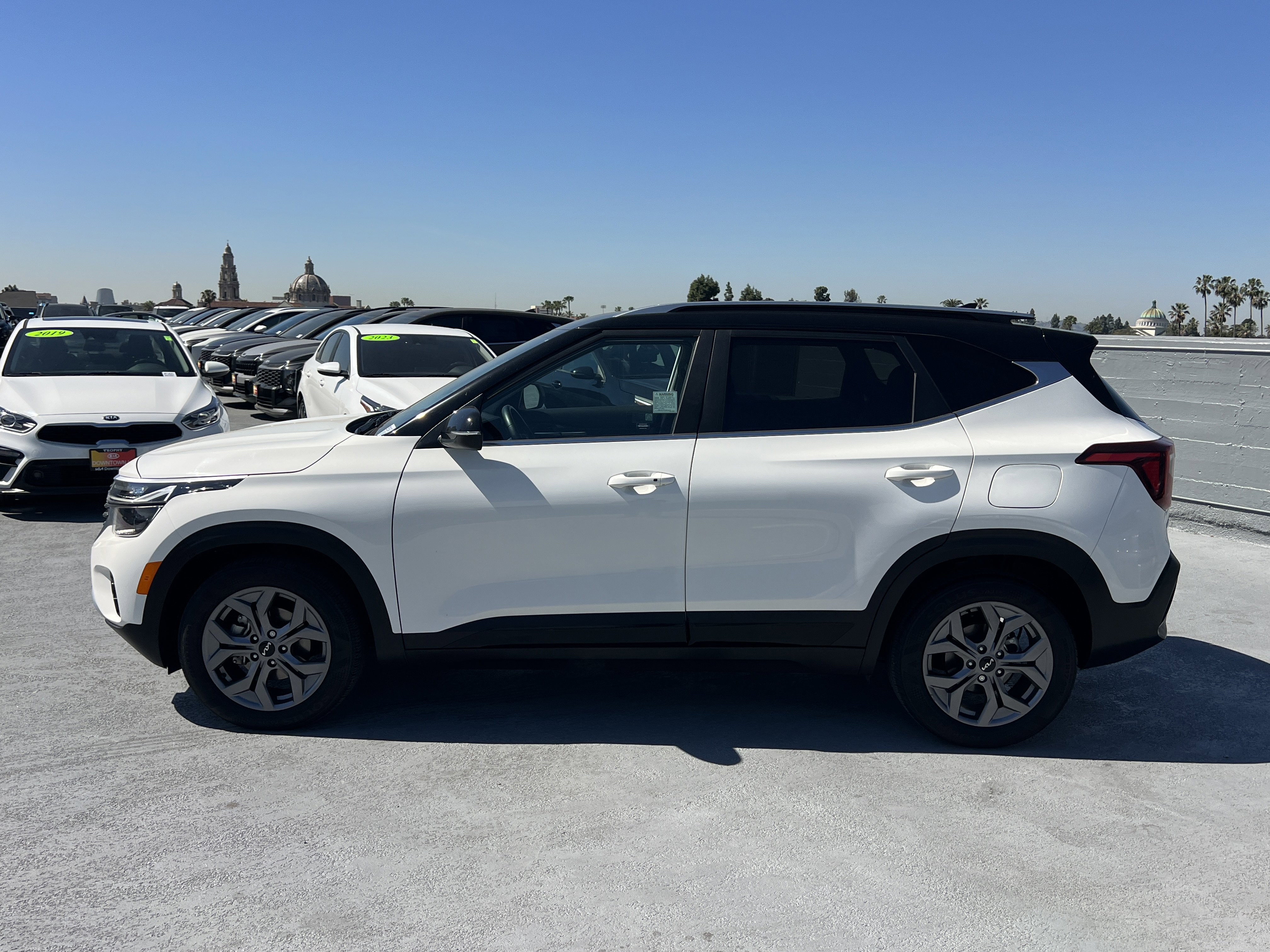 Certified 2024 Kia Seltos S image 3