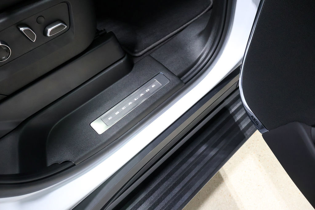 Used 2026 Cadillac Escalade V image 49