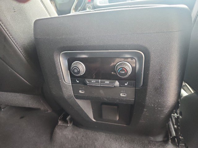 Used 2021 Chevrolet Suburban High Country AWD/4WD image 46