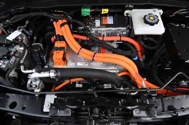 New 2027 Chevrolet Bolt RS FWD image 30