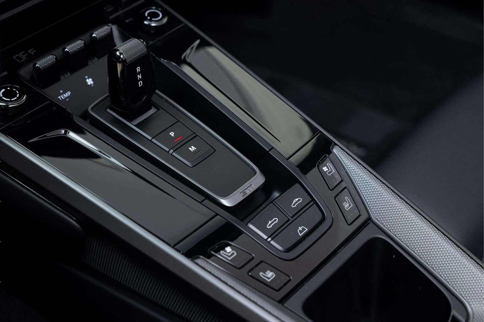 Used 2025 Porsche 911 Carrera image 36