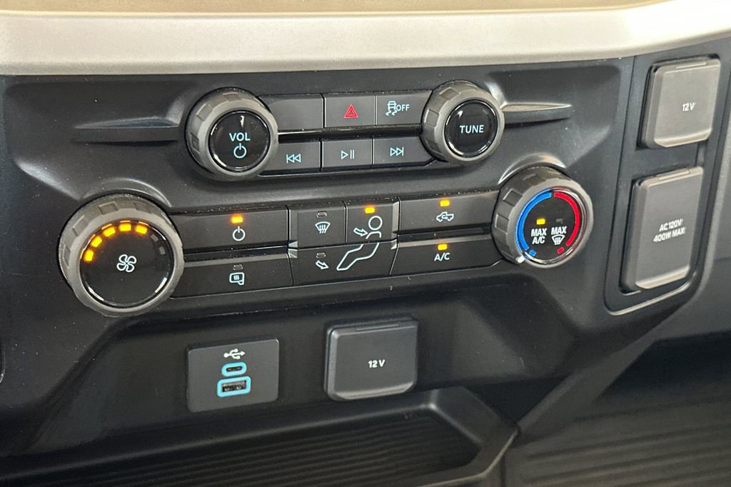 Used 2025 Ford F250 XL w/ XL Chrome Package image 19