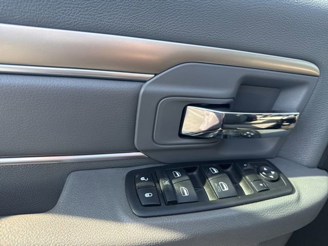 Used 2015 RAM 1500 Big Horn AWD/4WD image 13