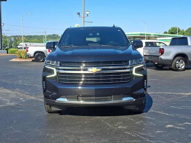 Used 2022 Chevrolet Tahoe LT w/ Luxury Package AWD/4WD image 2