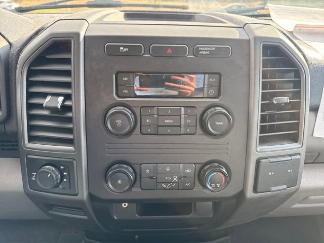 Used 2019 Ford F250 XL w/ Snow Plow Prep Package image 25