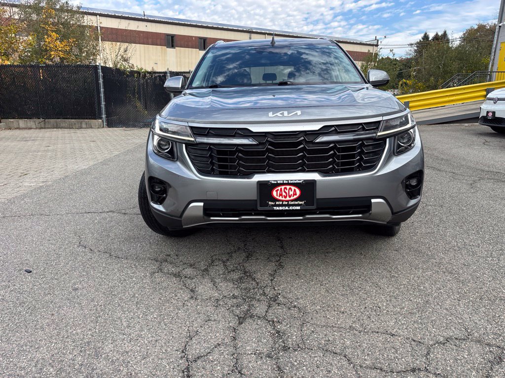 Used 2025 Kia Seltos S AWD/4WD image 8