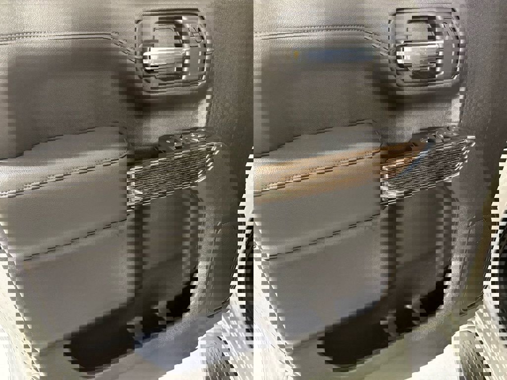 Used 2022 GMC Sierra 1500 Elevation w/ X31 Off-Road Package image 13