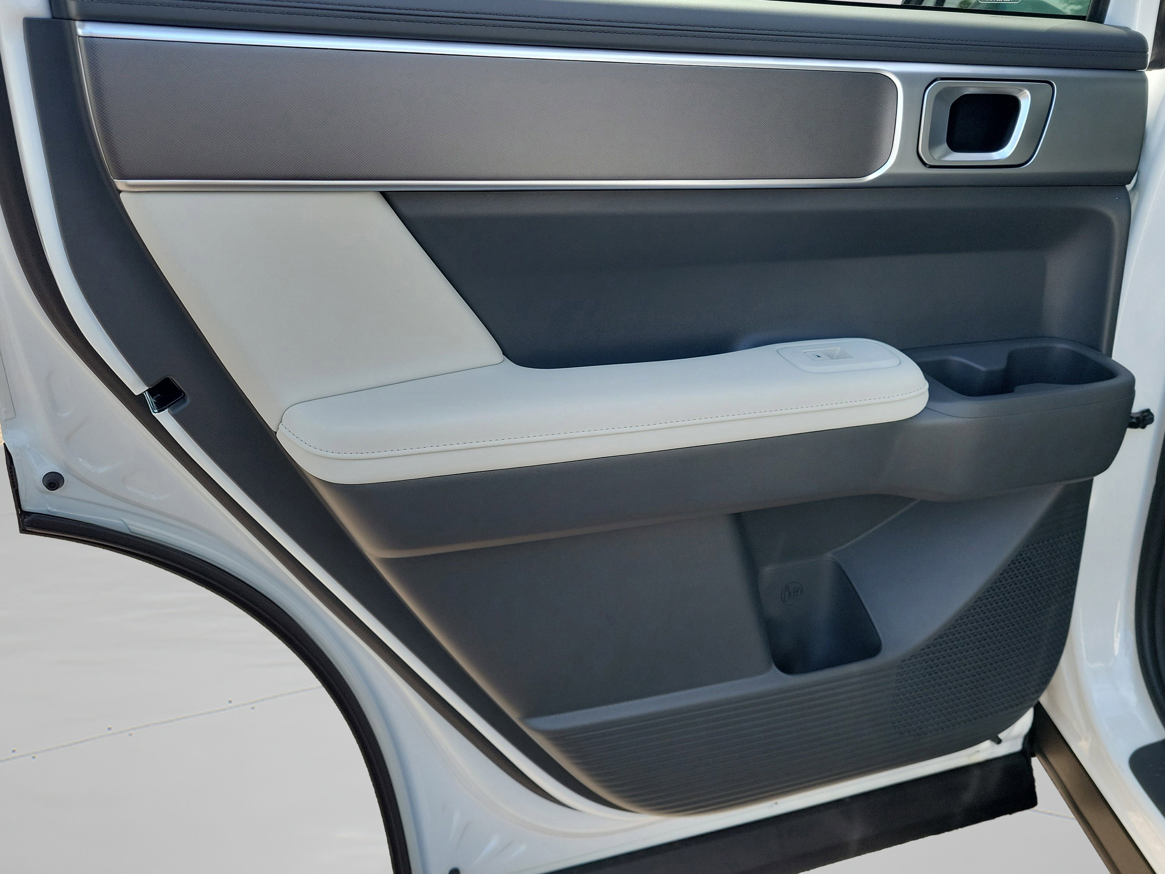 New 2026 Hyundai Santa Fe SEL image 12