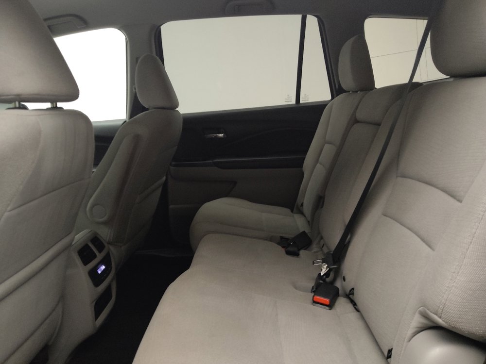 Used 2016 Honda Pilot EX image 18