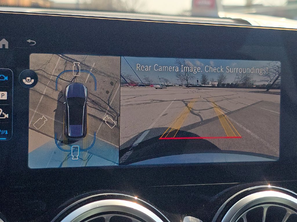 New 2026 Mercedes-Benz GLB 35 AMG 4MATIC image 31