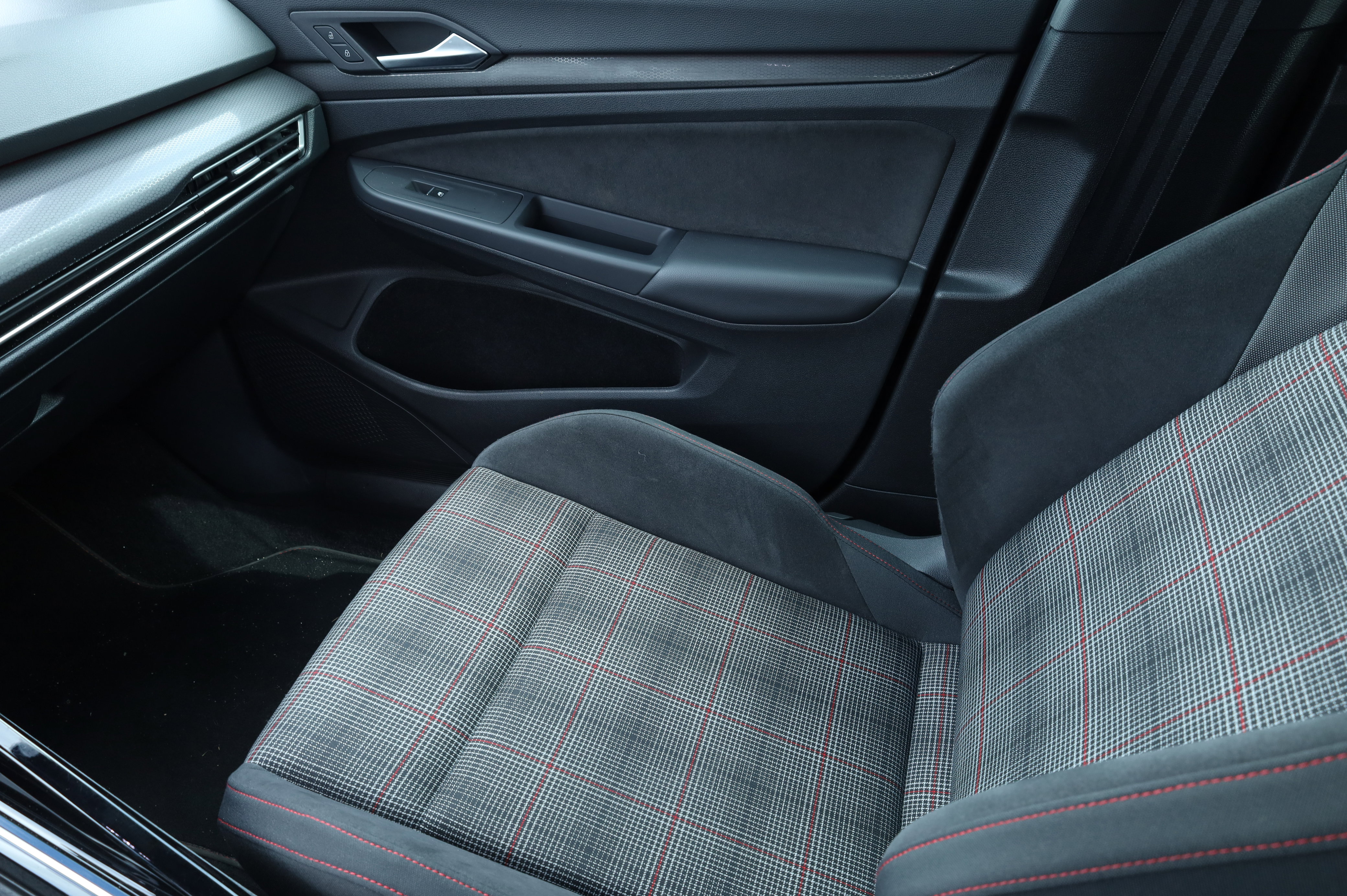 Used 2024 Volkswagen GTI S image 11