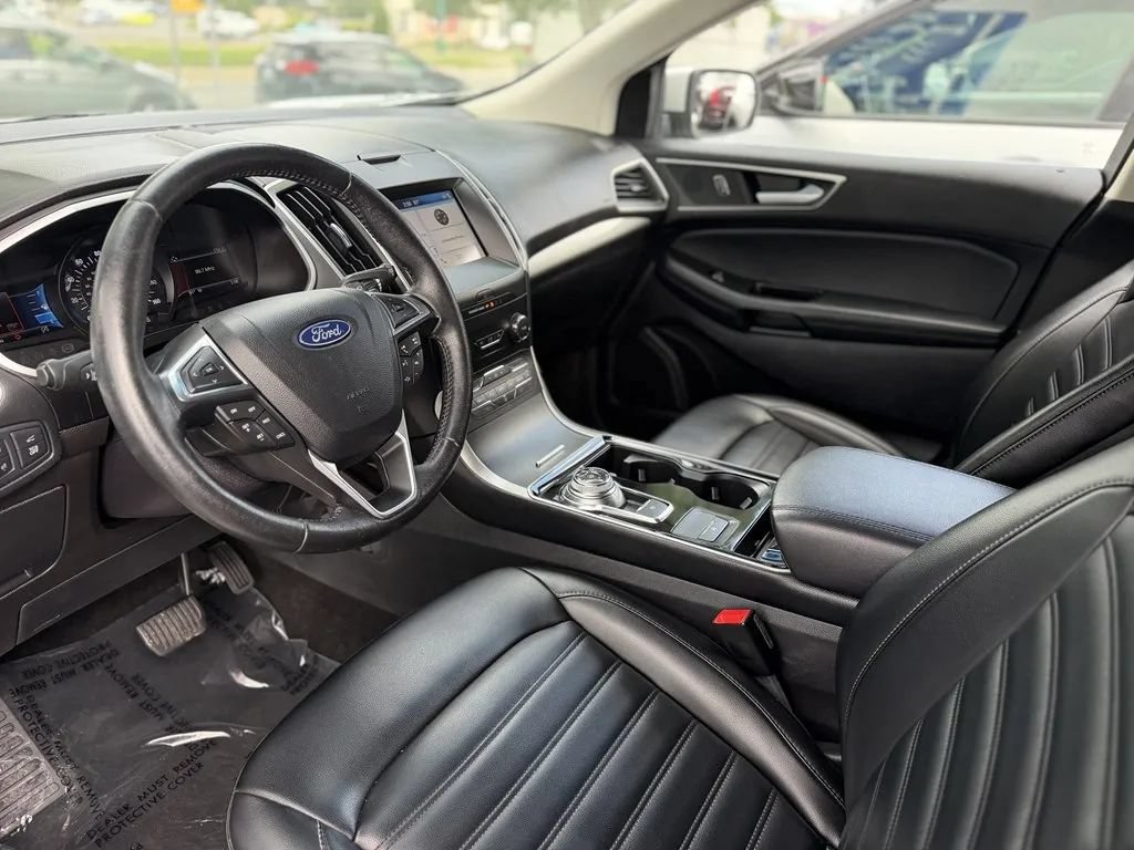 Used 2019 Ford Edge SEL w/ Equipment Group 201A AWD/4WD image 10