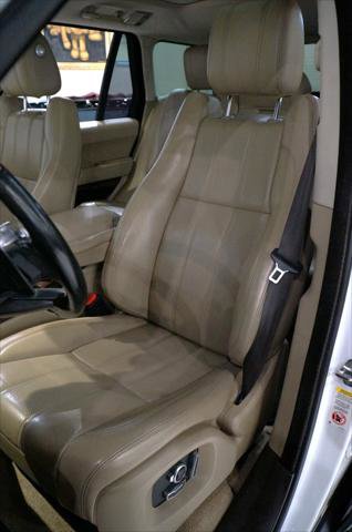 Used 2017 Land Rover Range Rover HSE image 9