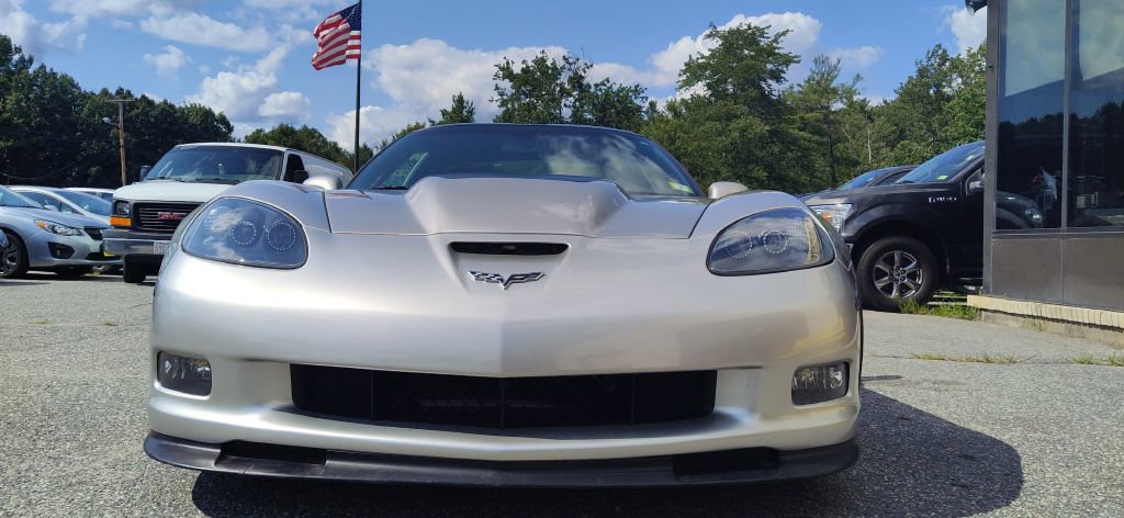 Used 2005 Chevrolet Corvette Coupe w/ Preferred Equipment Group image 7