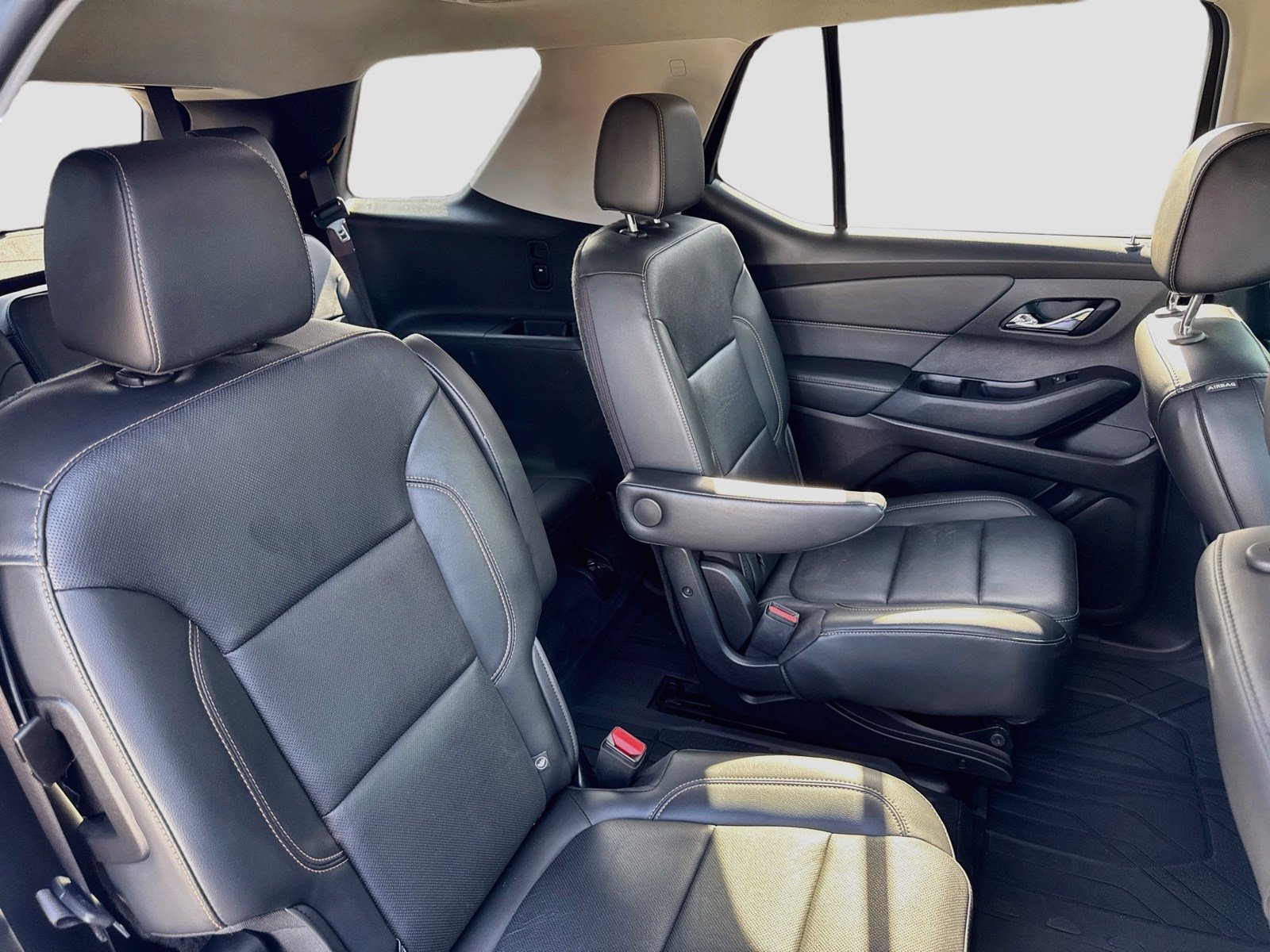 Used 2019 Chevrolet Traverse Premier w/ Redline Edition AWD/4WD image 21