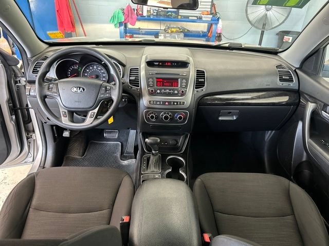 Used 2014 Kia Sorento LX FWD image 11