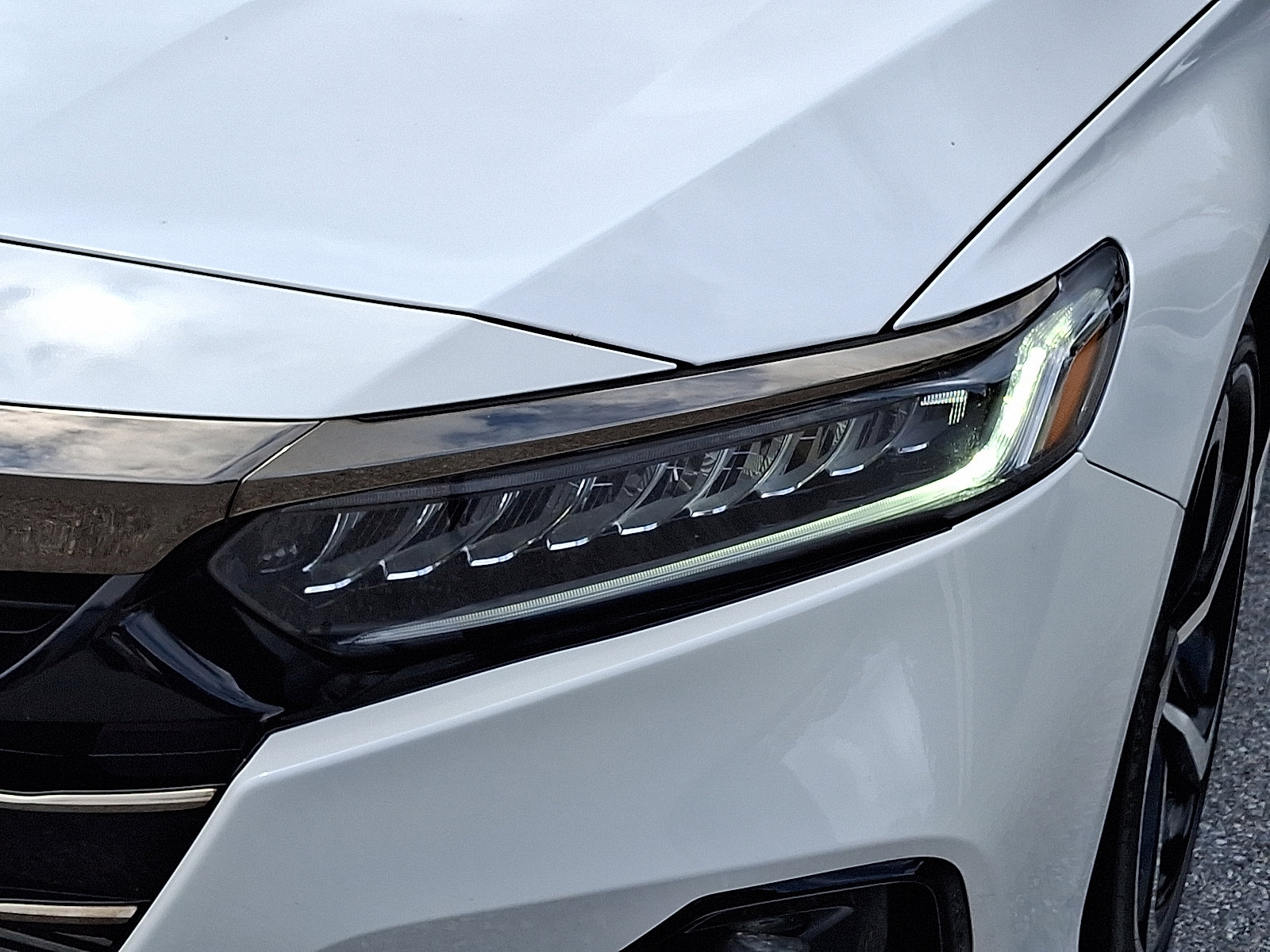 Used 2022 Honda Accord Sport image 9