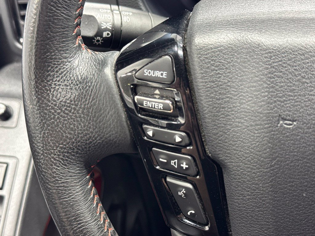 Used 2022 Nissan Frontier PRO-4X w/ Technology Package AWD/4WD image 12