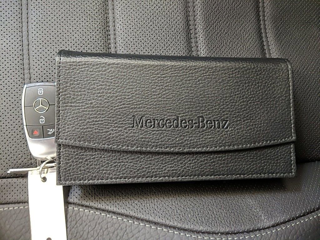 Used 2025 Mercedes-Benz GLS 450 4MATIC image 36