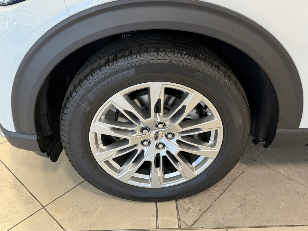 New 2026 Ford Explorer Platinum RWD image 14