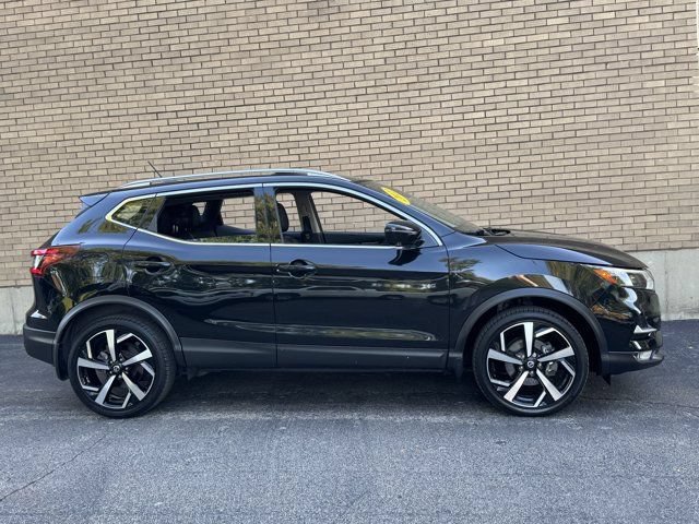 Used 2022 Nissan Rogue Sport SL w/ Premium Package AWD/4WD image 4