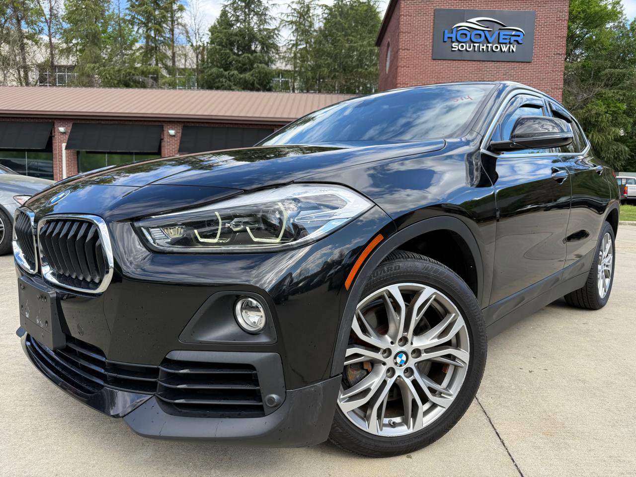 Used 2019 BMW X2 xDrive28i w/ Convenience Package image 1
